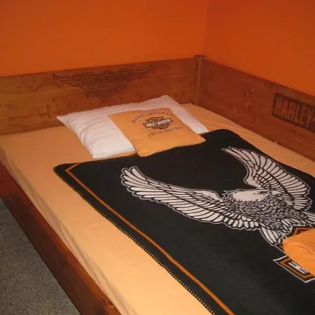 Tronicek 3* Jílové u Prahy